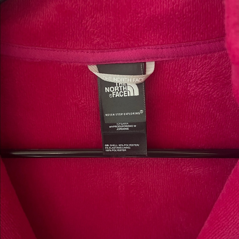 The North Face Magenta Full-Zip Jacket NWOT - Picture 3 of 6